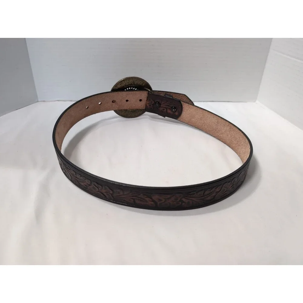 Cache BELT BROWN GENUINE LEATHER STUDDED MEDALLION BUCKLE WOMEN'S SZ SMALL 28-30